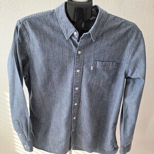 LEVI'S MEN L BLUE WHITE OAK CONE DENIM LONE SLEEVE SHIRT